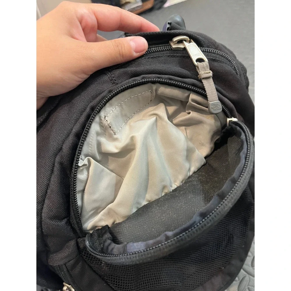Vintage The North Face Backpack Unisex OS Black Hiking‎ Outdoor Daypack Bag